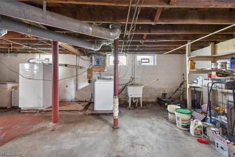 21603 Libby Road Maple Heights OH 44137