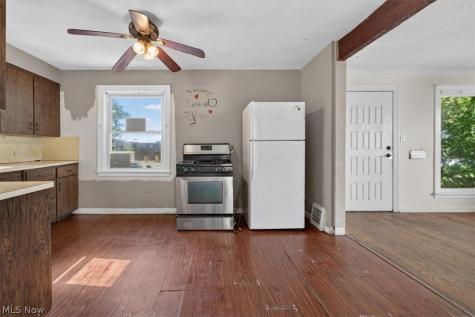 21603 Libby Road Maple Heights OH 44137