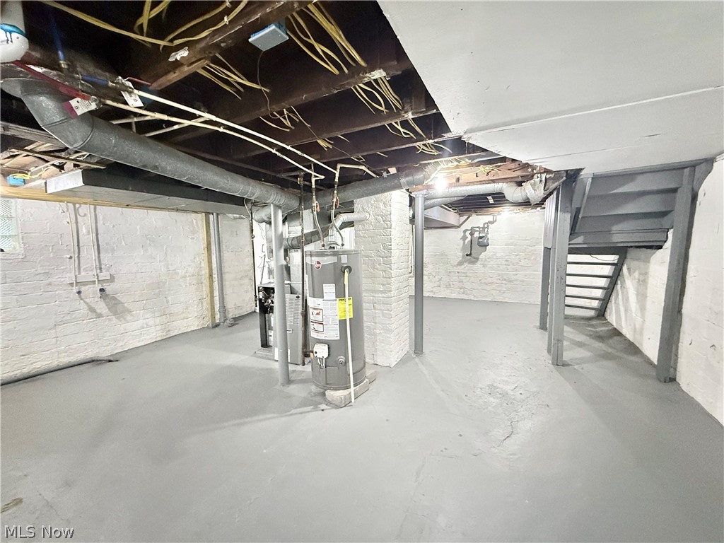 2081 W 91st Street W Cleveland OH 44102