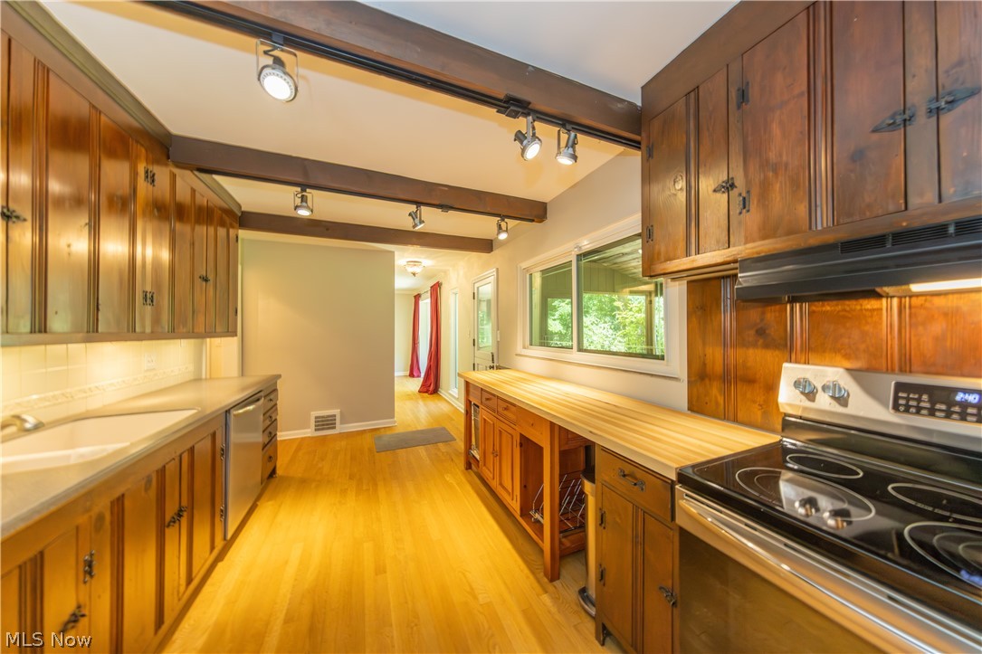 481 Chagrin River Road Gates Mills OH 44040