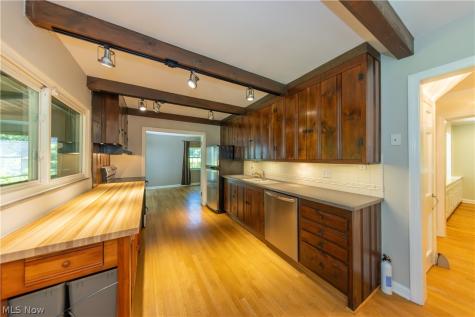 481 Chagrin River Road Gates Mills OH 44040