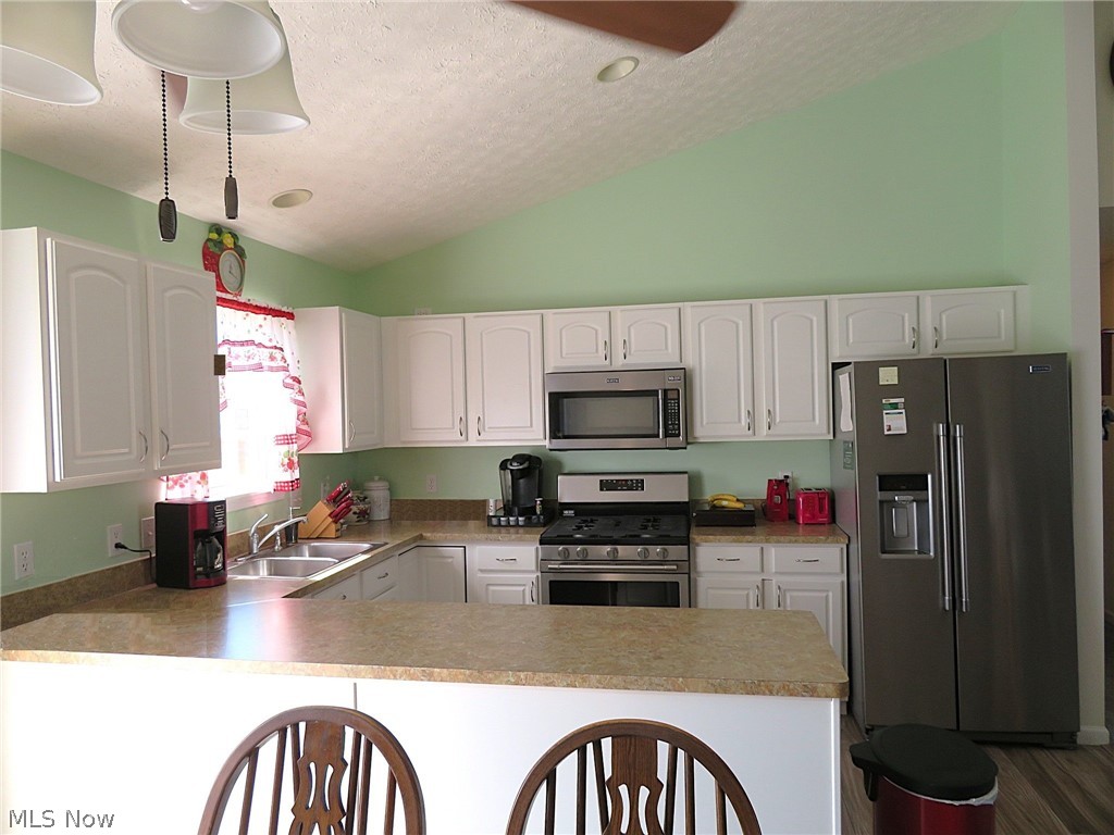 38205 Pelican Lake Drive North Ridgeville OH 44039