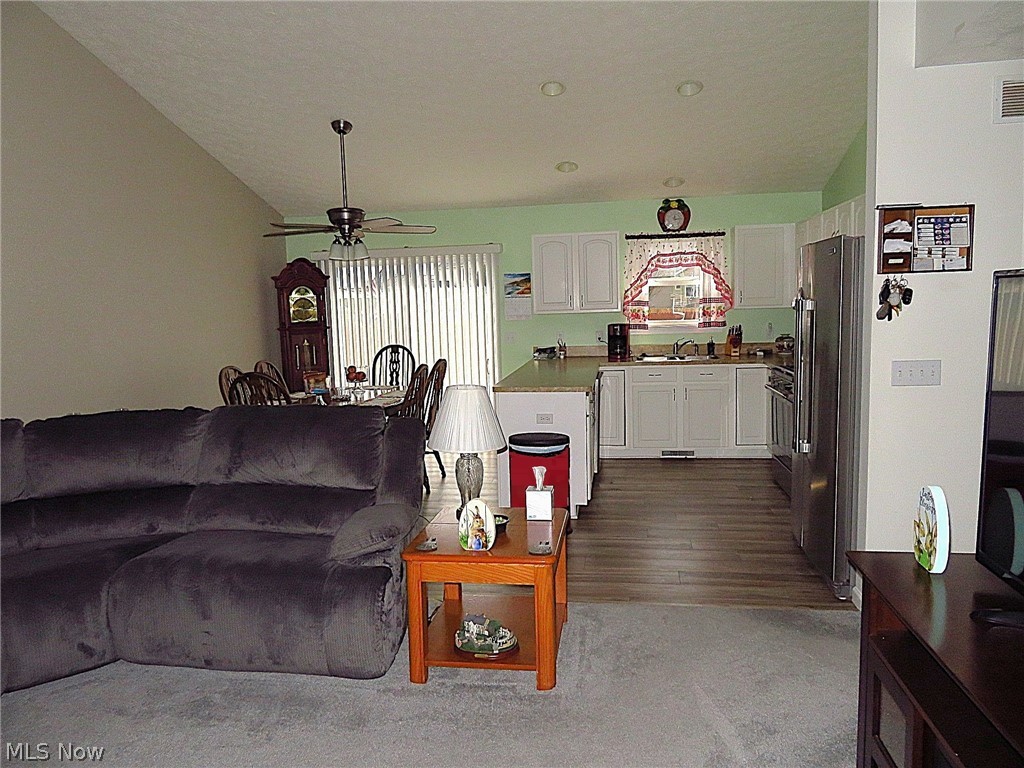 38205 Pelican Lake Drive North Ridgeville OH 44039