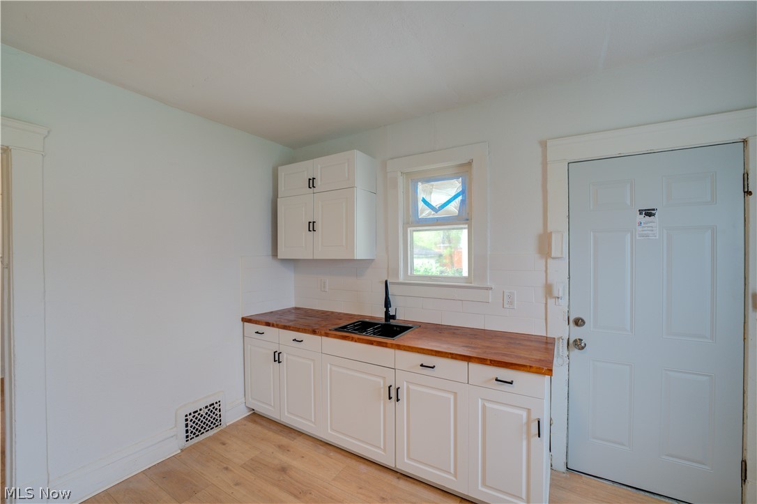3241 E 116th Street Cleveland OH 44120