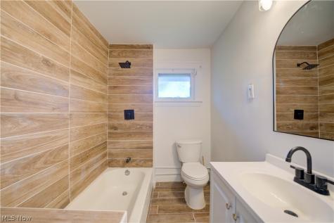 3241 E 116th Street Cleveland OH 44120