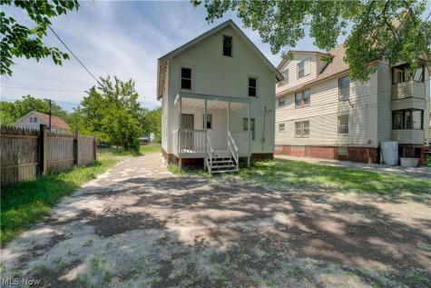 3241 E 116th Street Cleveland OH 44120