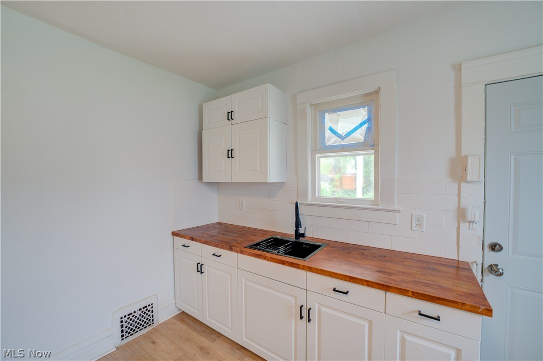 3241 E 116th Street Cleveland OH 44120