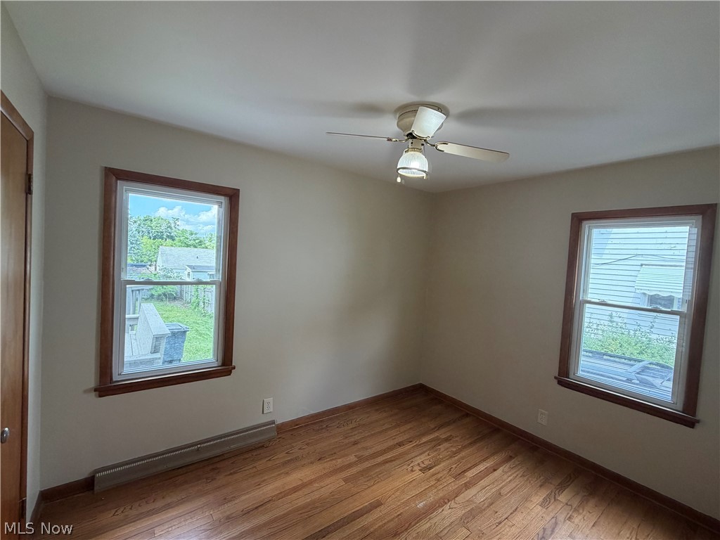 1385 Niagara Avenue Akron OH 44305