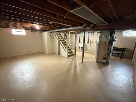 1385 Niagara Avenue Akron OH 44305