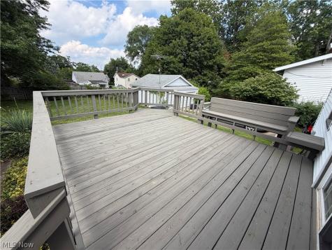 1385 Niagara Avenue Akron OH 44305