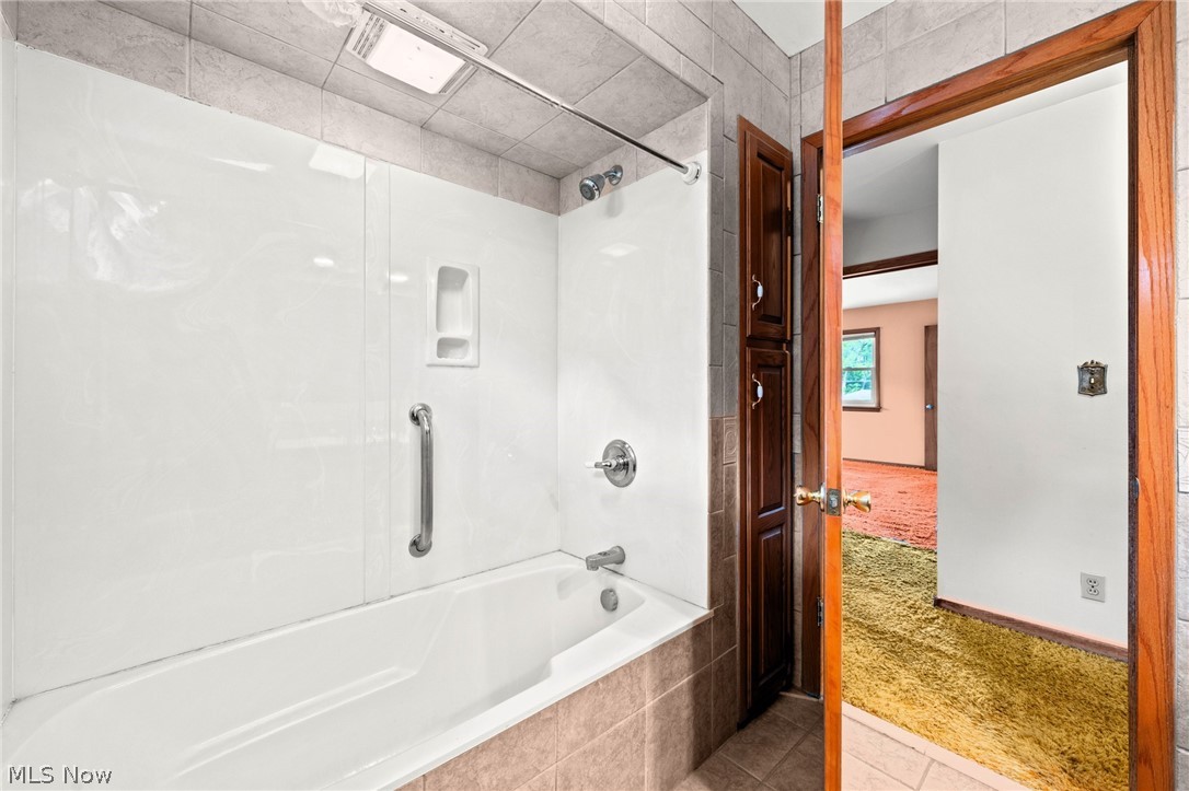 3112 Englewood Drive Silver Lake OH 44224