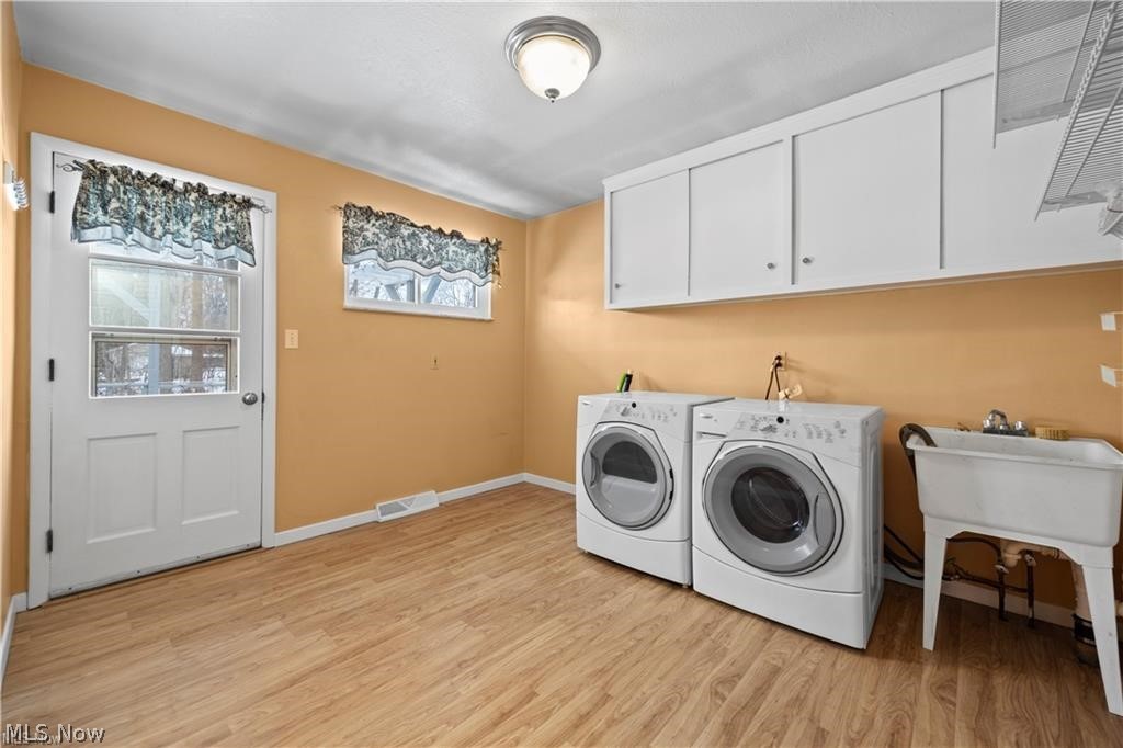 4960 W Park Drive North Olmsted OH 44070
