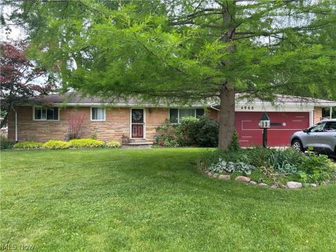 4960 W Park Drive North Olmsted OH 44070