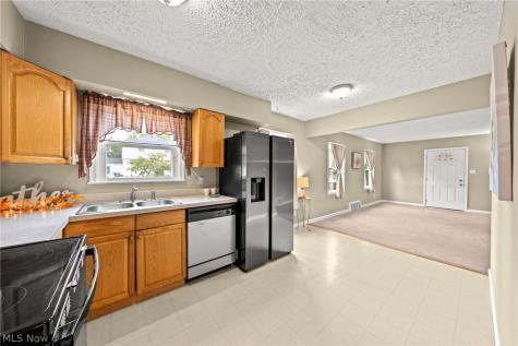 193 S Hawkins Avenue Akron OH 44313