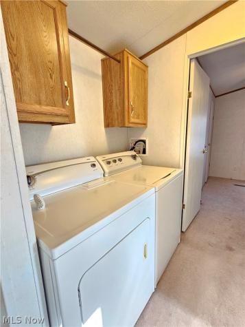 27 Flagler Drive Olmsted Twp OH 44138