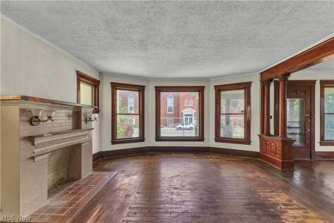 416 Washington Avenue Lorain OH 44052