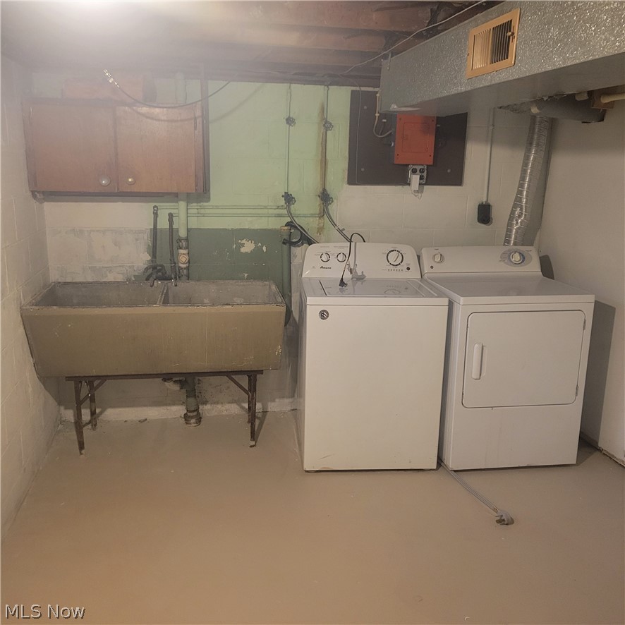 1929 W 16th Street Ashtabula OH 44004
