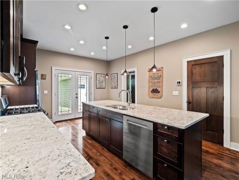 1427 Scenic Street Lakewood OH 44107
