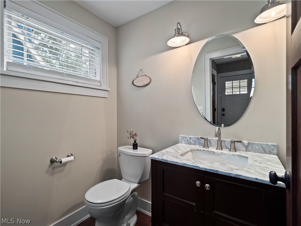 1427 Scenic Street Lakewood OH 44107