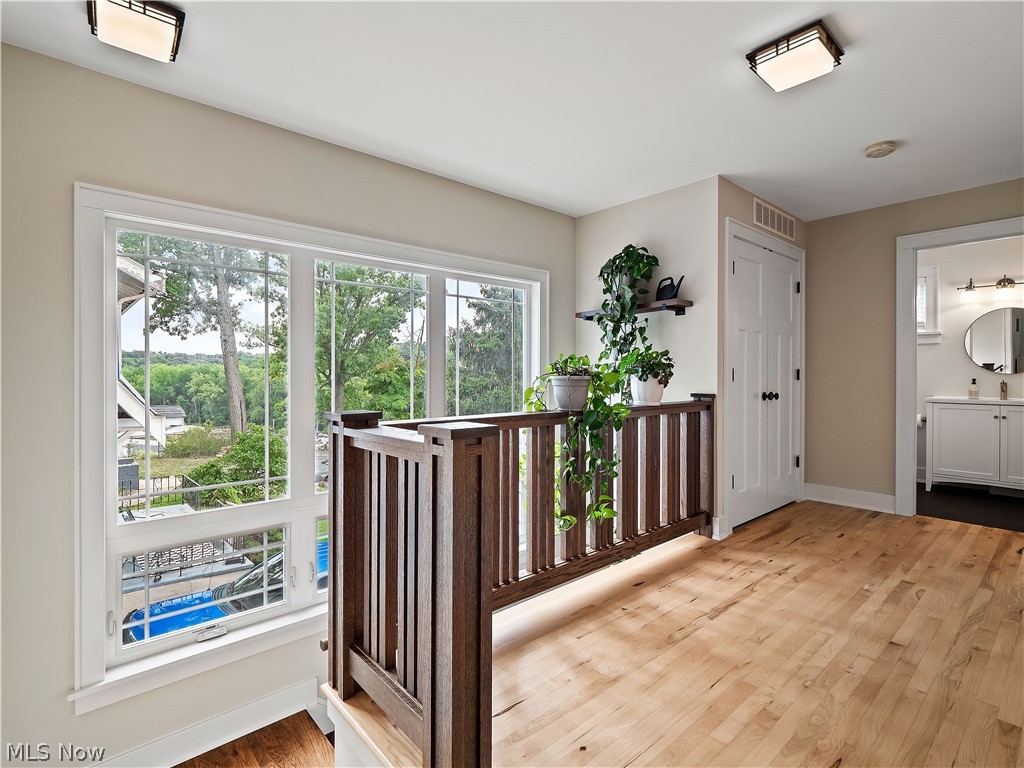 1427 Scenic Street Lakewood OH 44107