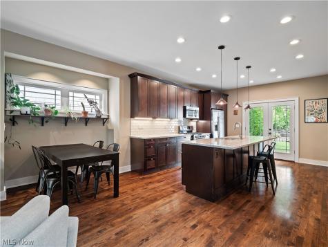 1427 Scenic Street Lakewood OH 44107