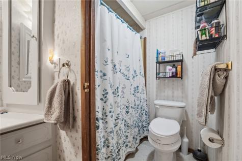 261 Chelsea Drive Willoughby OH 44094