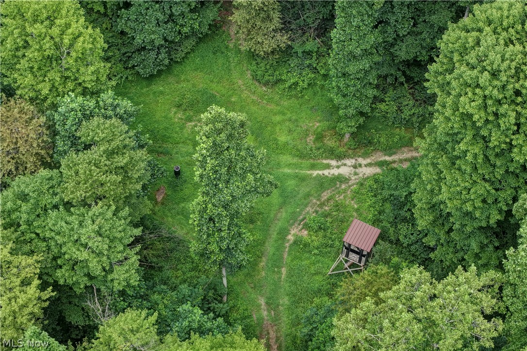 6168 SE Buckeye Hollow Road SE Uhrichsville OH 44683