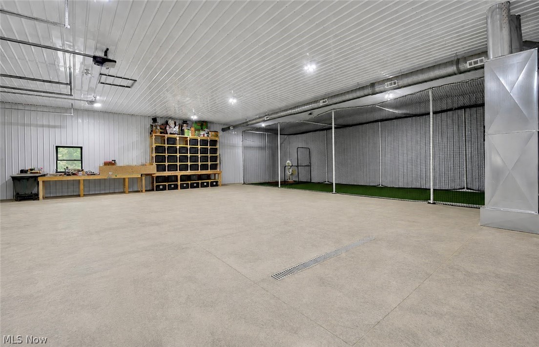 6168 SE Buckeye Hollow Road SE Uhrichsville OH 44683