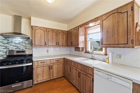 318 Lehigh Avenue Cuyahoga Falls OH 44221