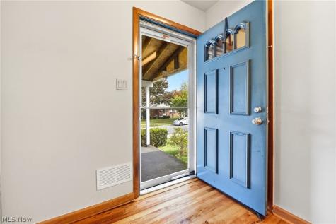 318 Lehigh Avenue Cuyahoga Falls OH 44221
