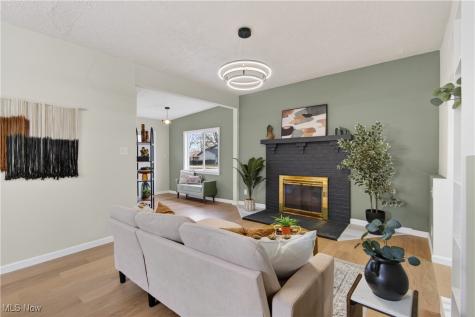 605 W Shore Boulevard Sheffield Lake OH 44054