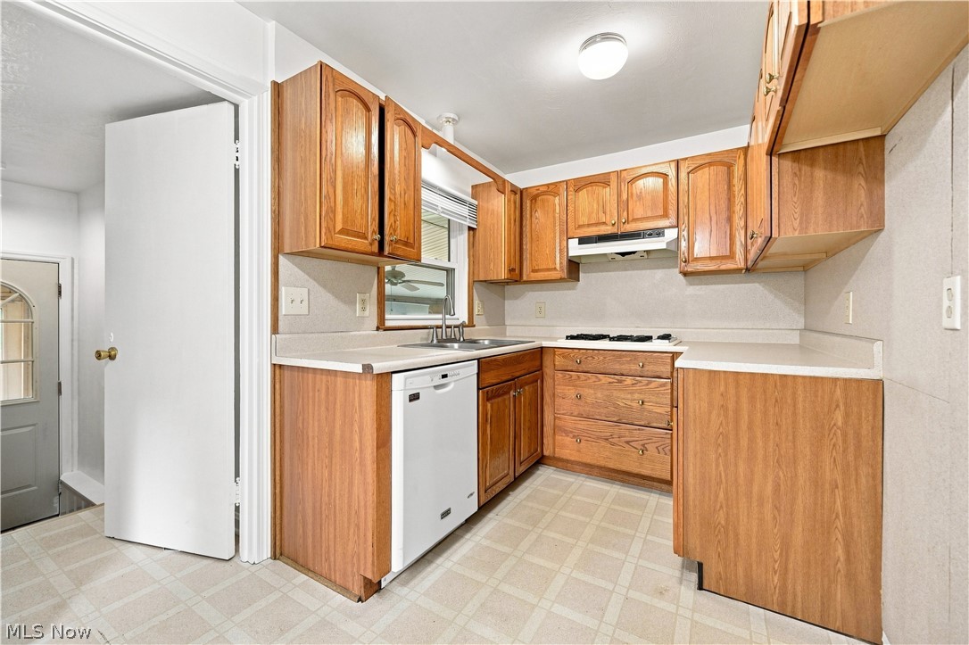 203 Edgewater Avenue NW Massillon OH 44646