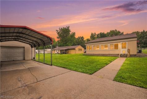203 Edgewater Avenue NW Massillon OH 44646