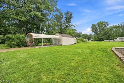 203 Edgewater Avenue NW Massillon OH 44646