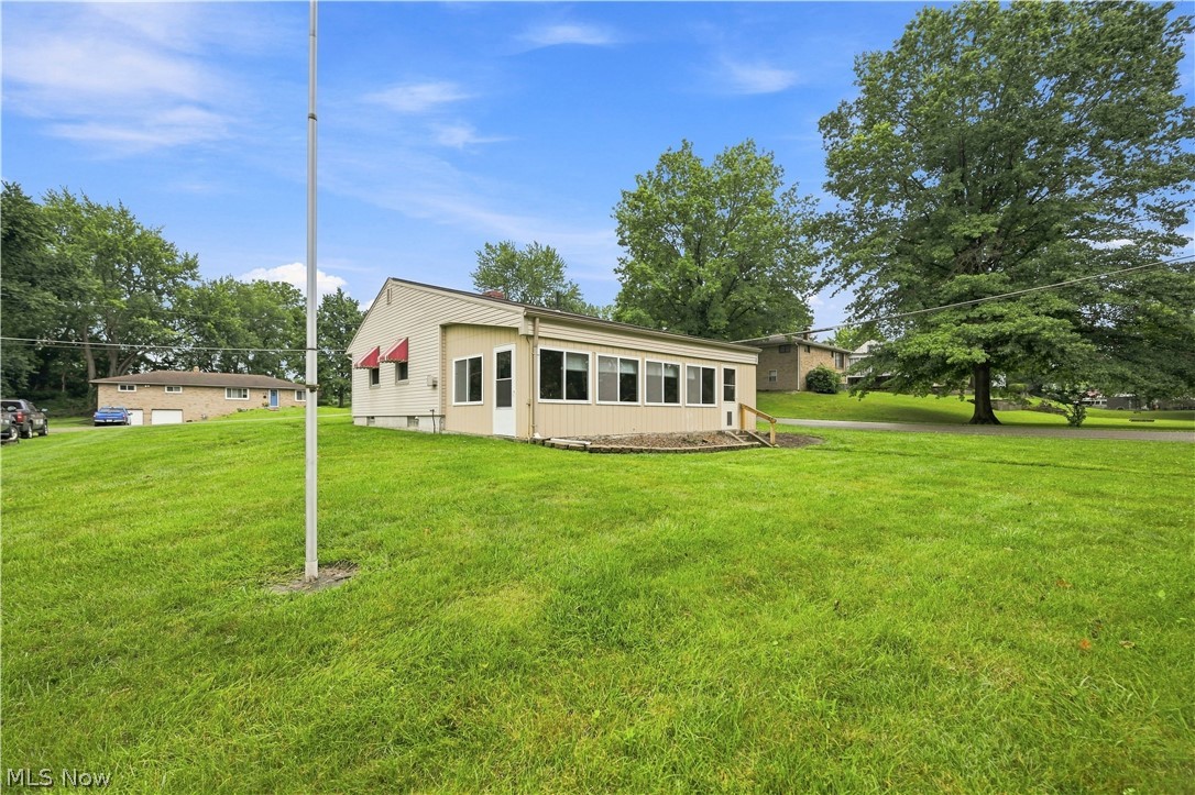 203 Edgewater Avenue NW Massillon OH 44646