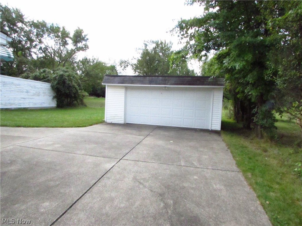 20732 Applegate Road Maple Heights OH 44137