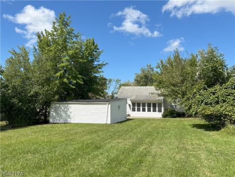 20732 Applegate Road Maple Heights OH 44137