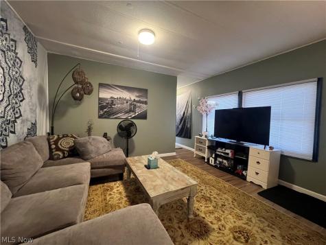 8464 Cleveland Avenue NW North Canton OH 44720
