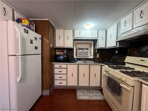 8464 Cleveland Avenue NW North Canton OH 44720