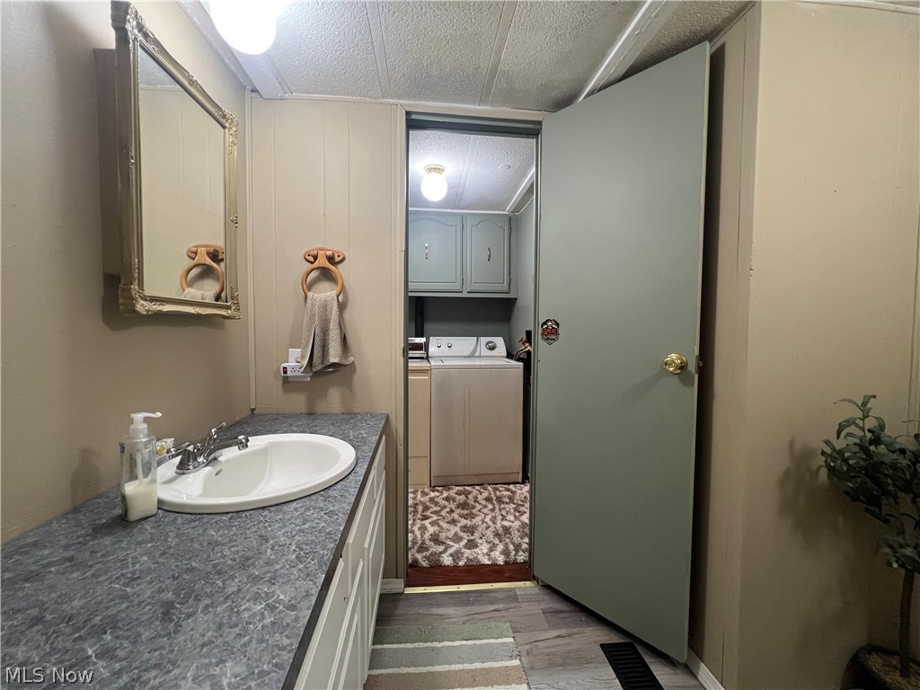 8464 Cleveland Avenue NW North Canton OH 44720