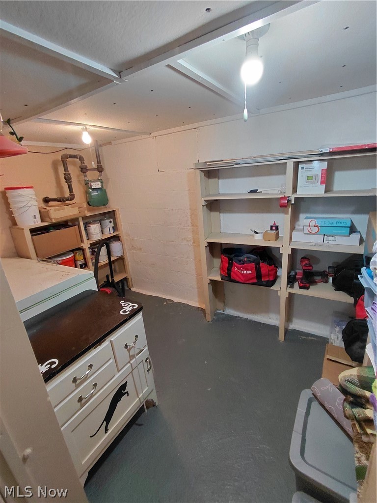 242 Cedar Road Richmond OH 43944