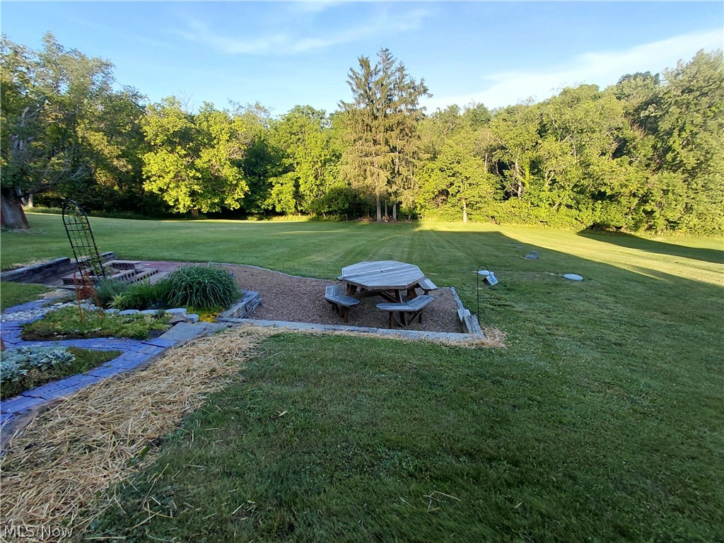 242 Cedar Road Richmond OH 43944