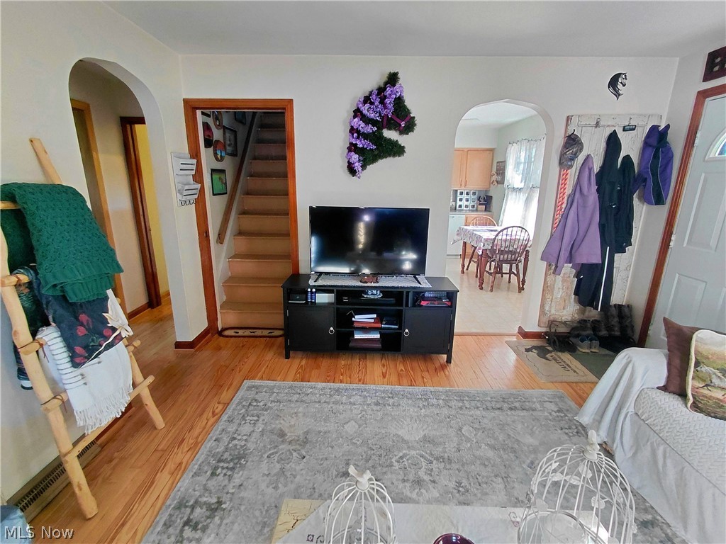 242 Cedar Road Richmond OH 43944