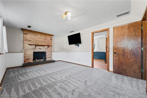 1524 Hightower Drive Uniontown OH 44685
