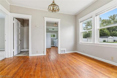 287 E 248th Street Euclid OH 44123
