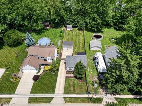 321 Waverly Street Berea OH 44017
