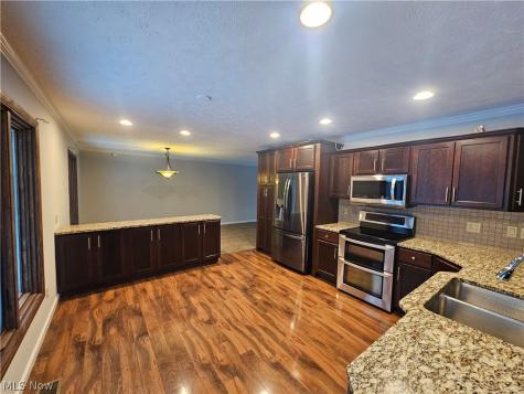 21586 Little Brook Way Strongsville OH 44149
