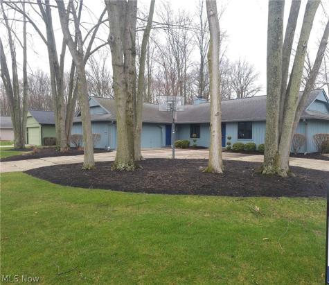 21586 Little Brook Way Strongsville OH 44149