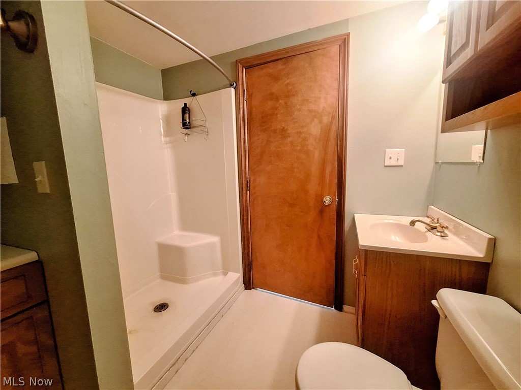 4656 Montgomery Road Orwell OH 44076