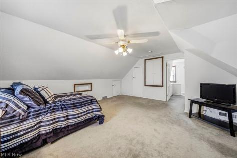 7506 Traymore Avenue Cleveland OH 44144
